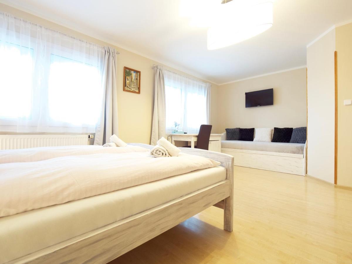 Zlaty Lev Hotel Svitavy Eksteriør billede