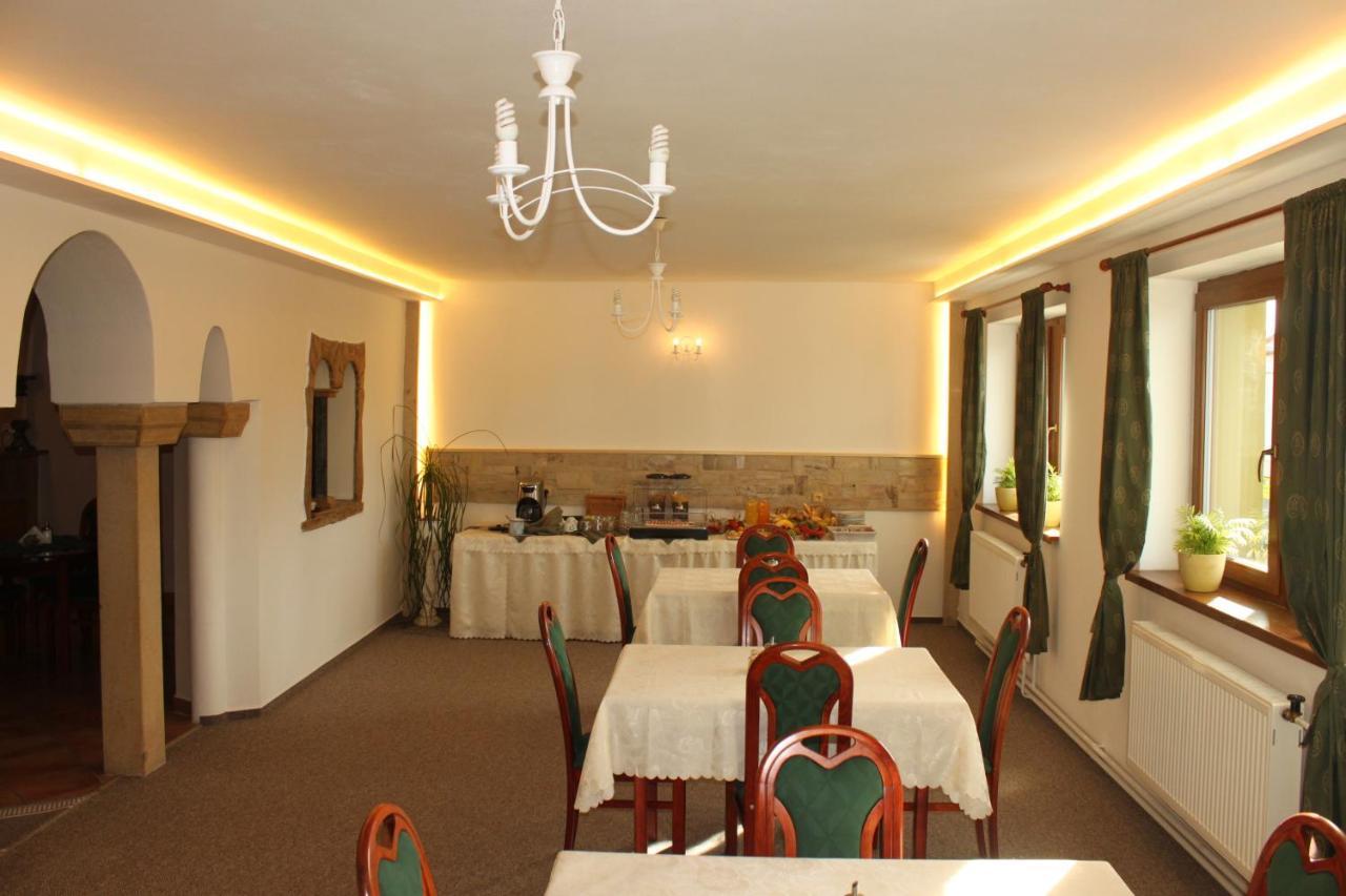 Zlaty Lev Hotel Svitavy Eksteriør billede